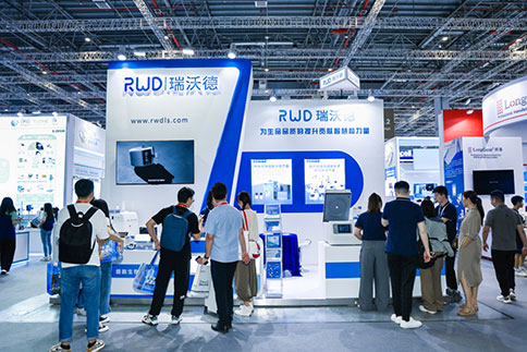pt真人游戏官网展台现场