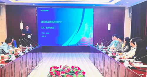 上海交通大学医学院基础医学院举办“pt真人游戏官网基础医学明德奖学金”颁奖仪式