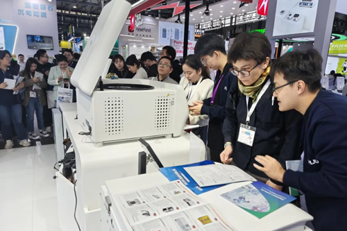 pt真人游戏官网出席analytica China 2024，助力中国科研仪器发展